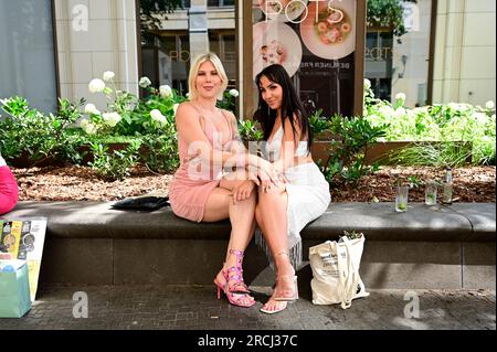 Arielle Rippegather und Josephine Lehmann beim Mates Date Influencer Event auf der Berlin Fashion Week Spring/Summer 2024 in der Berliner Freiheit. Be Stock Photo