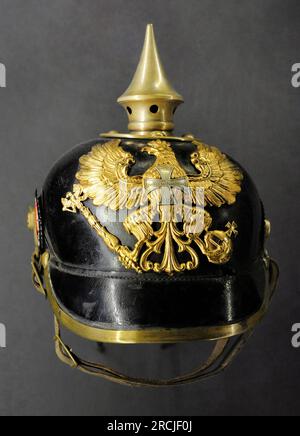 football german helmet wwi Original Imperial Prussian Guard Regiment M1915 Infantry EM/NCO Pickelhaube German Helmet Stahlhelm M1916 World