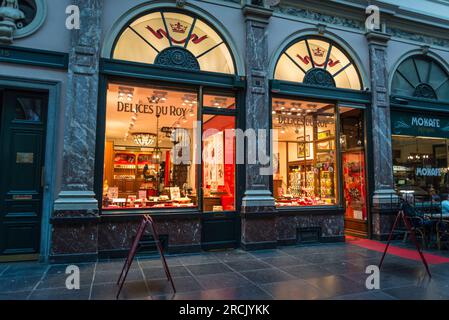 Chocolate shop, Royal Gallery of Saint Hubert, glazed shopping arcade, Brussels, Belgium Stock Photo