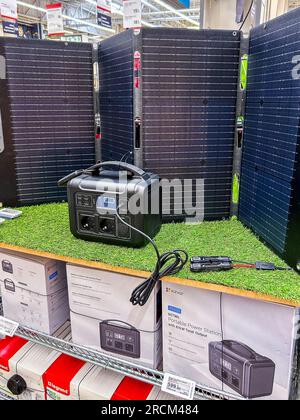 Ivy-sur-Seine, France, Paris Suburbs, Leroy Merlin Hardware Store, Detail, Portable Solar Energy Kit on DIsplay, solar panels paris Stock Photo