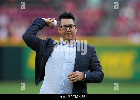 Danny Graves of the Cincinnati Reds before a 1999 Major League Baseball  season game against the Los Angeles Dodgers in Los Angeles, California.  (Larry Goren/Four Seam Images via AP Stock Photo 