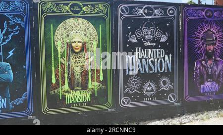 HAUNTED MANSION (2023), directed by JUSTIN SIMIEN. Credit: WALT DISNEY  PICTURES / Album Stock Photo - Alamy