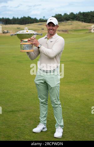 Robert MacIntyre on the 18th hole on day two of the Alfred Dunhill ...