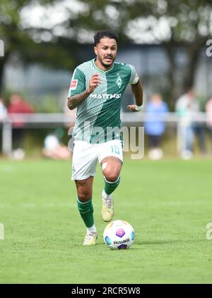 Westerstede, Germany. 16th July, 2023. Soccer: Test matches Werder Bremen - VfB Oldenburg. Werder's Leonardo Bittencourt on the ball. Credit: Carmen Jaspersen/dpa/Alamy Live News Stock Photo