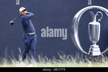 Hoylake, Merseyside, UK. 17th July 2023; Royal Liverpool Golf Club, Hoylake, Merseyside, England: The Open Championship Practice Day; Adrian Otaegui (ESP) plays from the tee at the opening hole Credit: Action Plus Sports Images/Alamy Live News Stock Photo