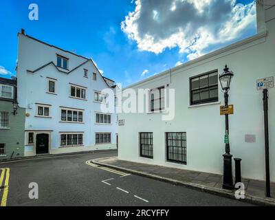 England, United Kingdom, April 2023, view of Rutland Gate in the Royal Borough of Kensington and Chelsea Stock Photo