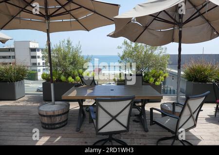 Malibu, California, USA 16th July 2023 Rooftop Patio at DÕAmoreÕs Pizza in Malibu, California, USA. Photo by Barry King/Alamy Stock Photo Stock Photo