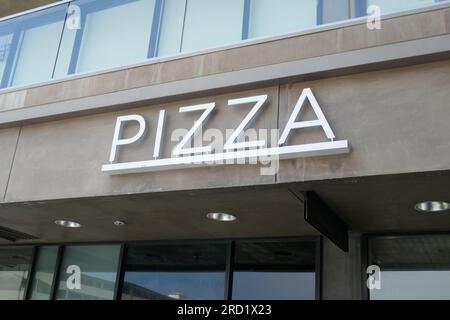 Malibu, California, USA 16th July 2023 DÕAmoreÕs Pizza in Malibu, California, USA. Photo by Barry King/Alamy Stock Photo Stock Photo