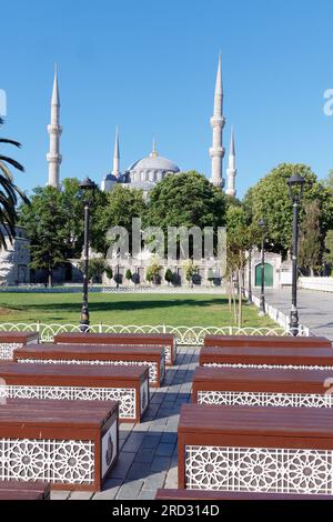 Sultan Ahmed Mosque aka Blue Mosque in Sultanahmet, Istanbul, Turkey. Plus seating Stock Photo