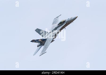 Finnish Air Force McDonnell Douglas F-18C Hornet displaying at the Royal International Air Tattoo, RIAT, airshow, RAF Fairford, Gloucestershire, UK. Stock Photo