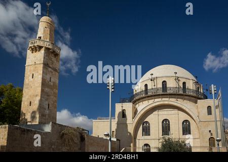 Hurva synagogue, adjacent to the 14th century Sidna Omar mosque, in the Jewish Quarter of the Old City of Jerusalem Stock Photo