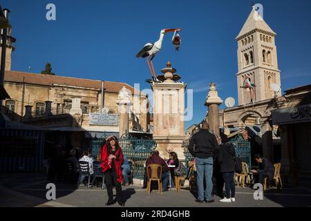 Fountain of the Muristan, with the bell tower of the Church of the Holy Sepulchre in the background, Christian Quarter of the Old City, Jerusalem Stock Photo