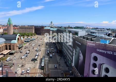 Helsinki Main railway station designed by architect Eliel Saarinen Stock Photo