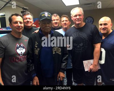 Negro baseball league umpire Bob Motley and wife Pearline with