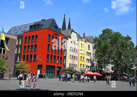 The Cologne Cathedral is the deserving center place of tourism in this