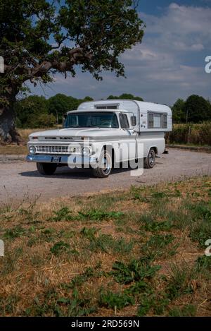 1965 'Alaskan' pop up camper fitted to a 1958 Chevy truck Stock Photo