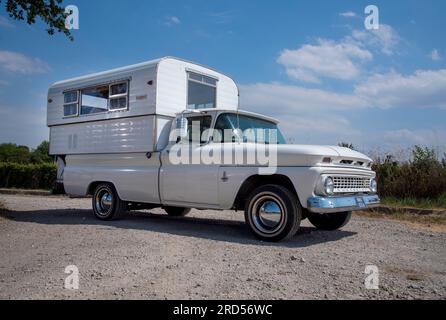 1965 'Alaskan' pop up camper fitted to a 1958 Chevy truck Stock Photo