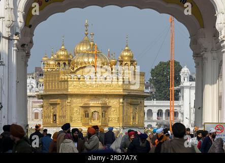 INDIA, Punjab, Amritsar, Harmandir Sahib, the golden temple, the main pilgrimage site of the sikhs / INDIEN, Punjab, Amritsar, Harmandir Sahib, der goldenen Tempel, wichtigstes Heiligtum der Sikhs Stock Photo