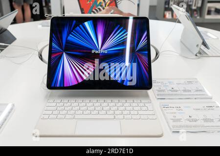 New Apple Computer iPad Pro with pencil and Apple Magic Keyboard is installed at Apple Store for customers to view and trial. Minsk, Belarus, 2023 Stock Photo