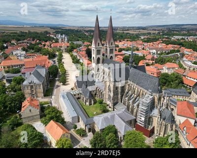 19 July 2023, Saxony-Anhalt, Halberstadt: The Cathedral of St. Stephen and St. Sixtus in Halberstadt. The new visitor center at the cathedral in Halberstadt is to be opened with a celebration at the end of August. On the north side of the building, guests will be welcomed in the future in a modern ambience, with store and café, announced the Cultural Foundation of Saxony-Anhalt on Wednesday. This will enhance the north portal as a new entrance to the cathedral and further strengthen the inseparable unity of the cathedral and the cathedral treasury, it said. The opening is scheduled for August Stock Photo