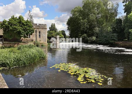 River Avon near Warwick Castle, Warwickshire, England, United Kingdom Stock Photo