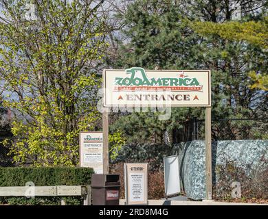 Hershey, Pennsylvania - November 17, 2022: Entrance sign to ZooAmerica, an attraction at Hershey Park that features animals from North America. Stock Photo