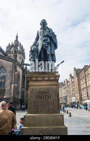 Statue of Adam Smith Scottish Philosopher and Economist,The Royal Mile, Edinburgh, Scotland, UK. Stock Photo