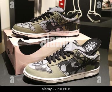July 20, 2023, New York City, New York, USA: Nike Dunk Low Pro SB, Looksee sample size 11 from the property on Mo' Wax and Unkle founder James Lavelle, seen on display at Sotheby's New York Hip Hop auction. (Credit Image: © Nancy Kaszerman/ZUMA Press Wire) EDITORIAL USAGE ONLY! Not for Commercial USAGE! Stock Photo