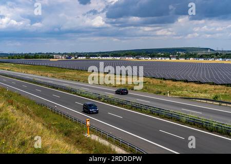 PV plant near Borna-Süd on the A72, photovoltaic plant, solar park, of Naturstrom Borna GmbH & Co. KG, Städtische Werke Borna, Saxony, Germany, Stock Photo