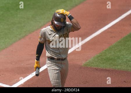 San Diego Padres' Ji Man Choi batting during the seventh inning of a  baseball game against the Los Angeles Dodgers, Friday, Aug. 4, 2023, in San  Diego. (AP Photo/Gregory Bull Stock Photo 