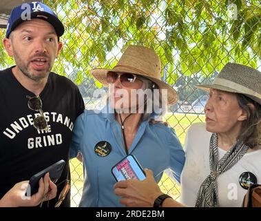 Hollywood, California, U.S.A. 20th July, 2023. Left to right: SAG member, Jane Fonda, Lily Tomlin. the cast of the seven-season hit Netflix TV show Grace and Frankie came out to the SAG-AFTRA/WGA picket line to show their support for fellow actors and writers. (Credit Image: © Amy Katz/ZUMA Press Wire) EDITORIAL USAGE ONLY! Not for Commercial USAGE! Stock Photo