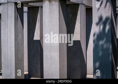 Charles Vandenhove sculpture, 1992, Middelheim Open Air Sculpture Museum, a public park exhibiting sculpture set in nature, Antwerp, Belgium Stock Photo