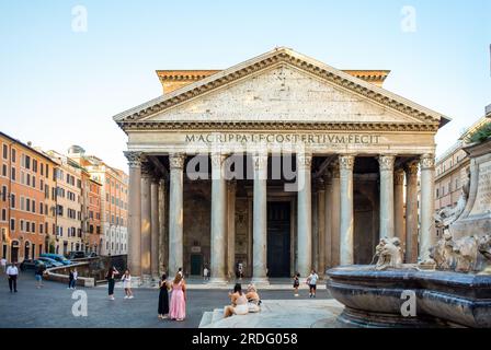 Rome, Lazio, Italy, entrance columns and pediment of Pantheon Stock Photo