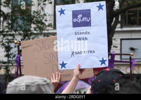 Leicester Square, London, UK. 21st July 2023. Members of Equity rally in Leicester Square in solidarity with SAG-AFTRA strikeSimon Pegg, Brian Cox, David Oyelowo, Andy Serkis, Hayley Atwell attending, along with Rob Delaney, Imelda Staunton and Jim Carter. Credit: Matthew Chattle/Alamy Live News Stock Photo