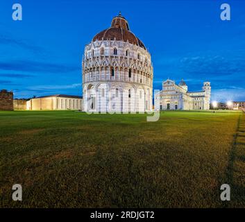 Evening Camposanto, Baptistery, Battistero di Pisa, Leaning Tower, Torre pendente di Pisa, Cathedral, Cattedrale Metropolitana Primaziale di Santa Stock Photo