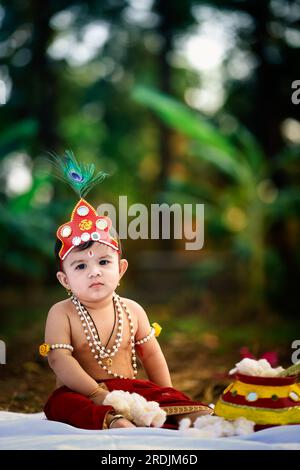 Pin by Vinnu on k | Baby krishna, Baby photoshoot, Poses