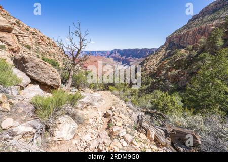 Hiking the tanner trail in grand canyon national park, arizona, usa Stock Photo