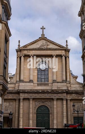 Paris, France - January 20, 2022: Exterior view of Sanit Thomas d'Aquin in the 7th arrondissement of Paris, France. Stock Photo