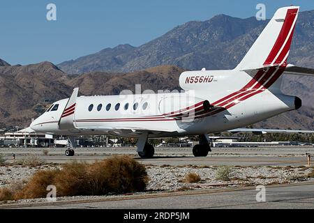 Palm Springs, California, USA. 10th July, 2022. A Dassault Aviation Mystere Falcon 50 taxiing at the airport in Palm Springs. (Credit Image: © Ian L. Sitren/ZUMA Press Wire) EDITORIAL USAGE ONLY! Not for Commercial USAGE! Stock Photo