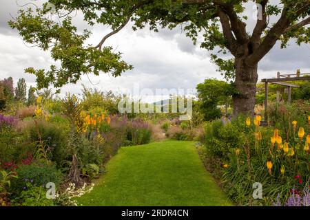 The Gravel Garden by garden designer Tom Massey supported by Sarah Mead, at Yeo Valley's The Organic Garden, in Blagdon, Somerset Stock Photo