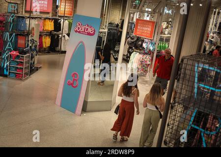 Madrid, Spain. 22nd July, 2023. A poster announcing the Barbie advertising campaign seen at PRIMARK store on Gran Vía street in Madrid for the premiere of a new movie of the world-renowned doll. (Photo by David Canales/SOPA Images/Sipa USA) Credit: Sipa USA/Alamy Live News Stock Photo