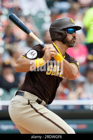 St. Louis, United States. 28th Aug, 2023. San Diego Padres designated  hitter Matt Carpenter, acknowledges a standing ovation as he steps into the  batters box in the second inning against the St.