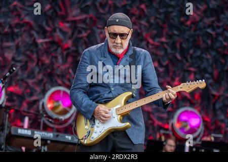 Hove, UK. Sunday 23 July 2023.  Pete Townshend of the English rock band The Who performs on stage at   The 1st Central County Ground  © Jason Richardson / Alamy Live News Stock Photo