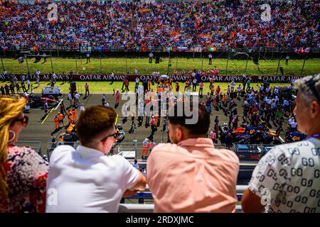 Budapest, Hungary. 23rd July, 2023. General view of the grid prior to the start of the Hungarian F1 Grand Prix race at the Hungaroring, near Budapest. Credit: SOPA Images Limited/Alamy Live News Stock Photo