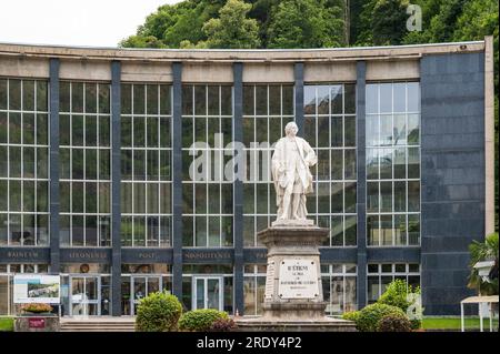 The thermal spa complex of Bagnères-de-Luchon boasts the strongest sulphuric sources in France developed by Antoine Mégret d'Étigny (statue) Stock Photo