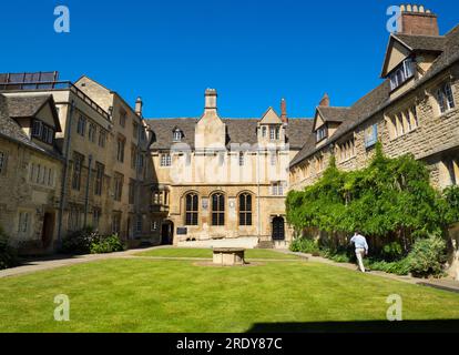 Probably established around 1236 CE, St Edmund Hall  - often known informally as Teddy Hall - claims to be the oldest surviving academic society to ho Stock Photo
