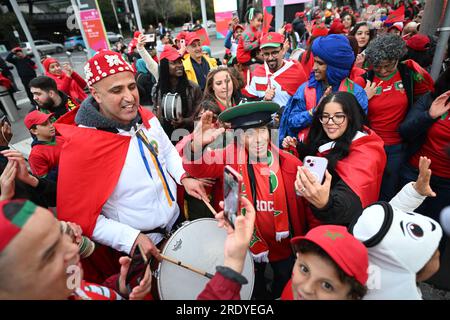 Melbourne, Australia. 24th July, 2023. Soccer, Women: World Cup, Germany - Morocco, Preliminary Round, Group H, Matchday 1, Melbourne Rectangular Stadium, Moroccan fans celebrate outside the stadium before the start of the match. Credit: Sebastian Christoph Gollnow/dpa/Alamy Live News Stock Photo