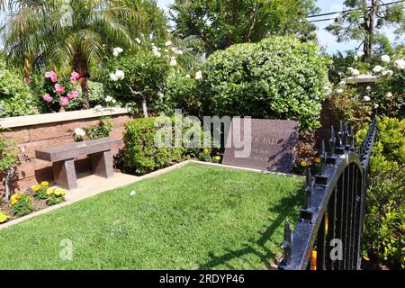 Los Angeles, California: PETER FALK grave at Pierce Brothers Westwood Village Memorial Park Cemetery and Mortuary Stock Photo