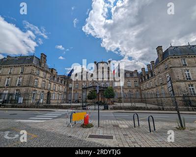 (C) Denis TRASFI / MAXPPP - France, Bretagne, Morbihan, Ville de Vannes le 21 juillet 2023 - Préfecture du Morbihan  / France, Brittany, Morbihan, Cit Stock Photo