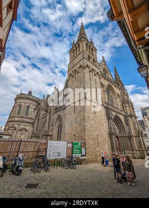 (C) Denis TRASFI / MAXPPP - France, Bretagne, Morbihan, Ville de Vannes le 21 juillet 2023 - Cathédrale Saint-Pierre / France, Brittany, Morbihan, Cit Stock Photo